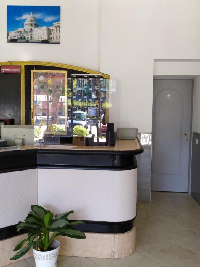 Hotel Madonna Del Pino Cervia Ngoại thất bức ảnh