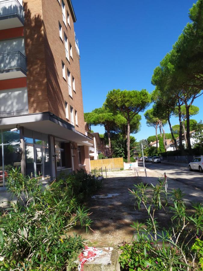 Hotel Madonna Del Pino Cervia Ngoại thất bức ảnh