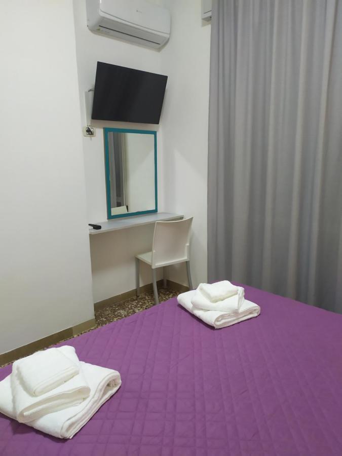 Hotel Madonna Del Pino Cervia Ngoại thất bức ảnh