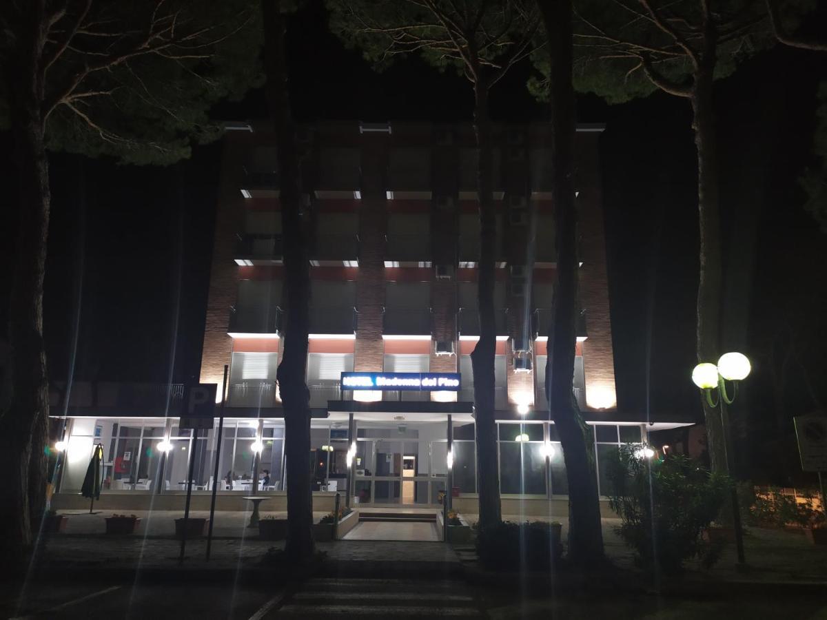 Hotel Madonna Del Pino Cervia Ngoại thất bức ảnh